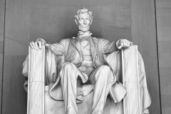 abraham lincoln statue