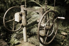 wheel crank