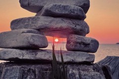 sunset through the rocks